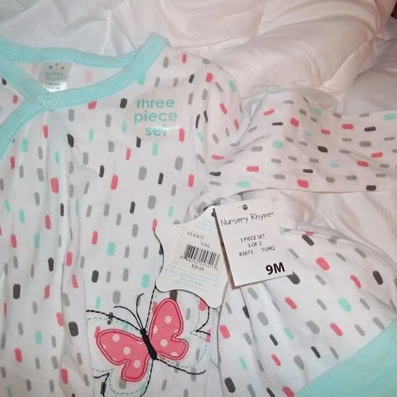 Nursery Rhyme Outfit & Hat 3 Piece Set - 9 months - Picture 2 of 2